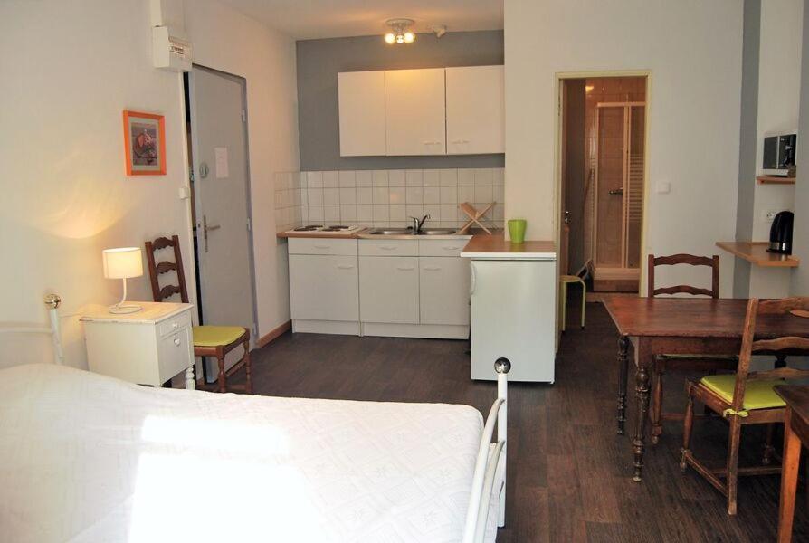 Residence Du Rhone Et Des Thermes Neris-les-Bains Luaran gambar
